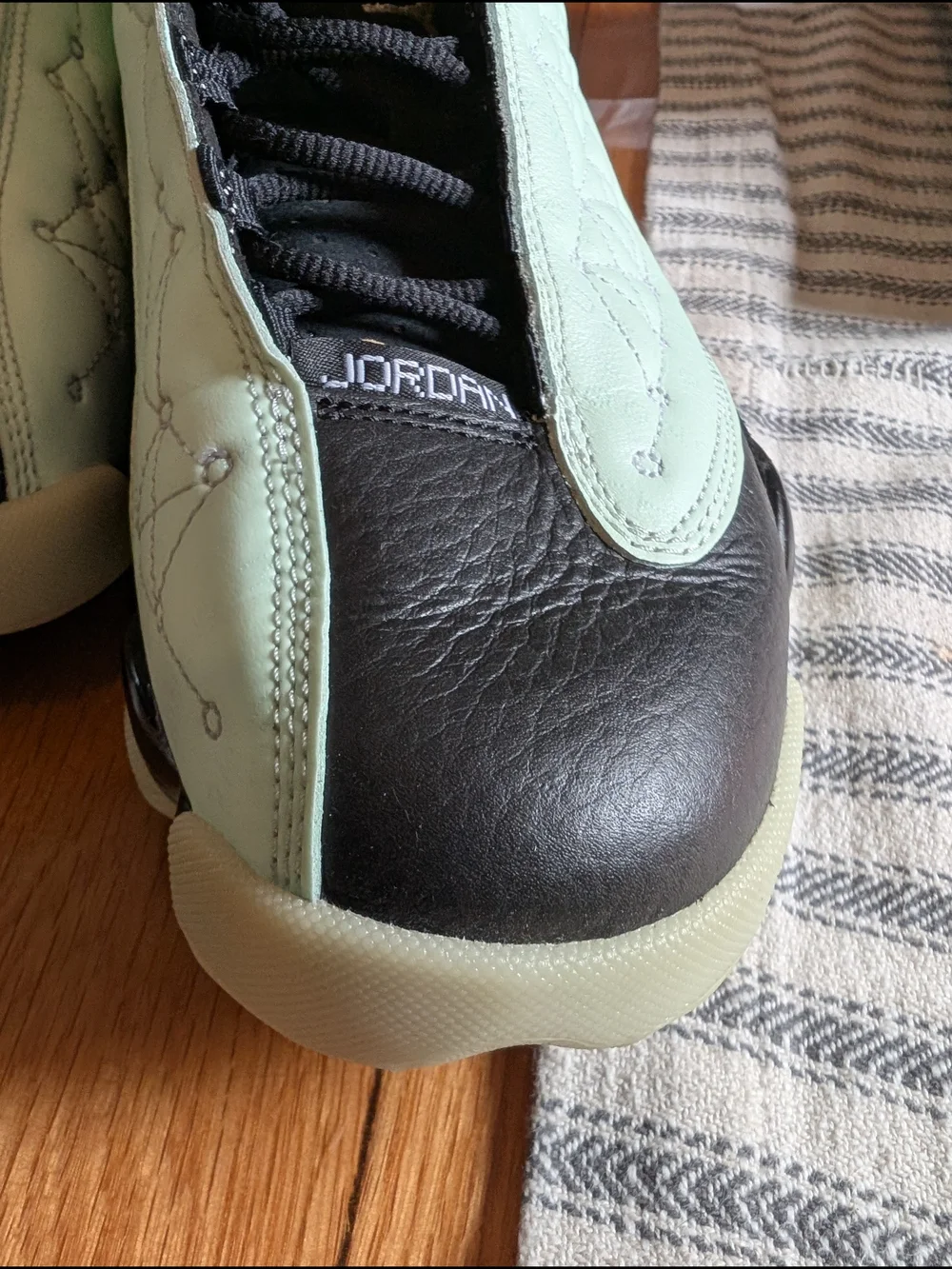 Air Jordan 13 Retro Low 
